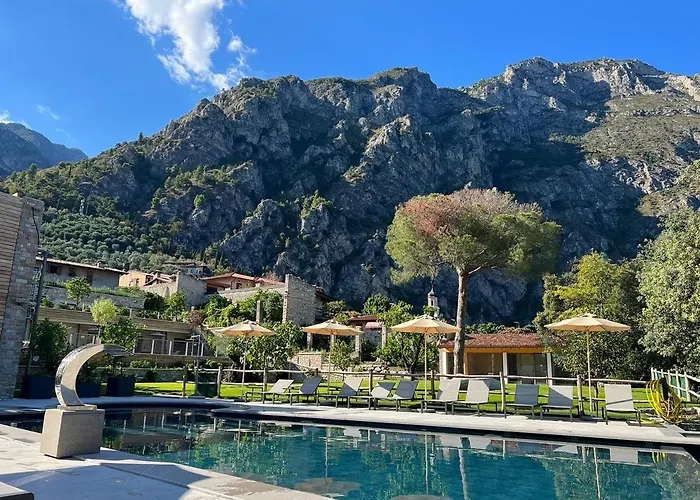 Sibenbras Natural Aparthotel Limone sul Garda